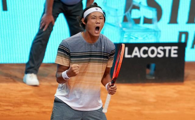 开云官方网站-中国男网也有红土好手了，张之臻！