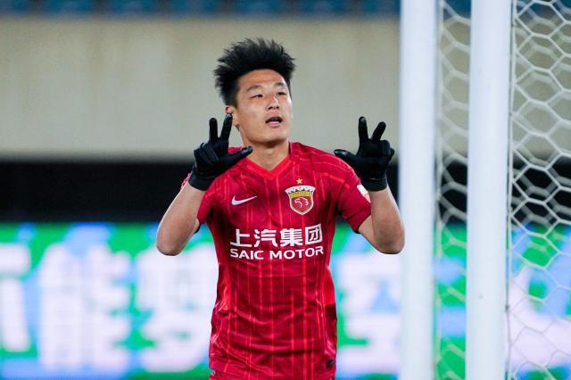 开云官方网站-4轮进7球！武磊变身海港因扎吉 迫近个人6连斩纪录