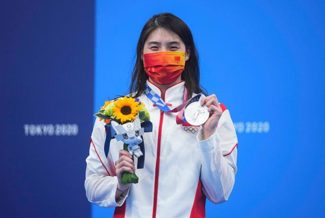 开云官方网站-符合预期or略有遗憾？游泳赛程过半中国获一银一铜